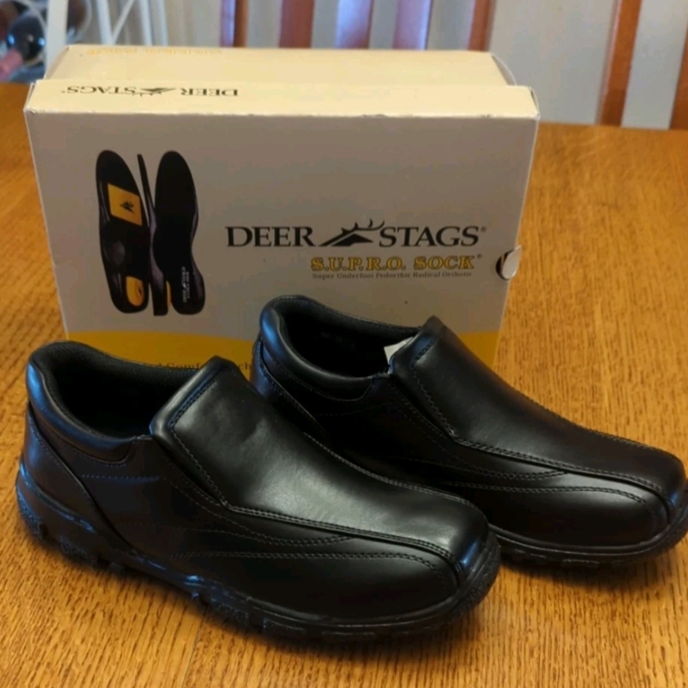 DEER STAGS │ Boys │ Black │Slip On │ Recess │Dress Shoes │ 4M │New In Box
